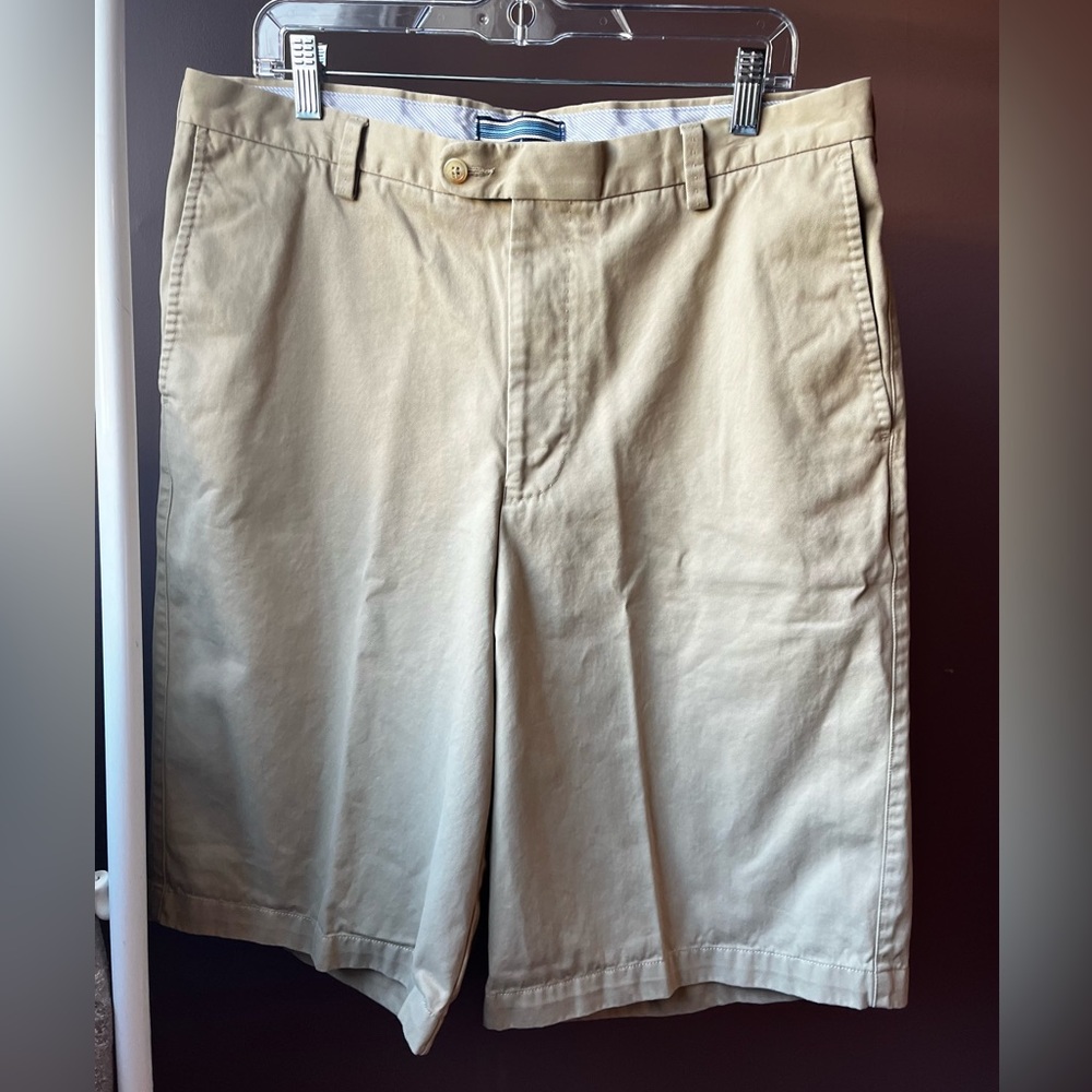 PETER MILLAR Golf Shorts Mens Size 36/12 Tan Chino